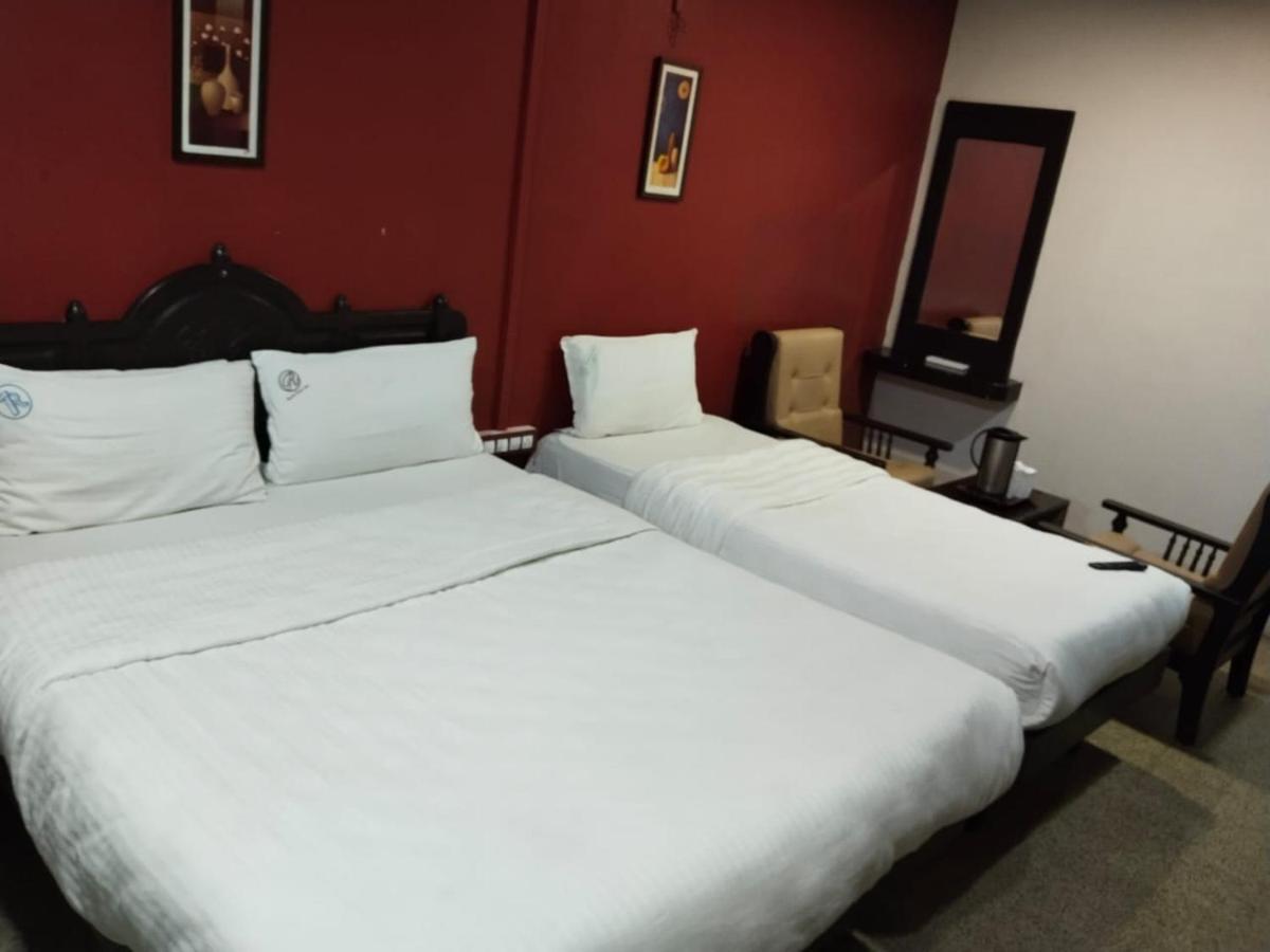 Hotel Seven Roads 코다이카날 외부 사진